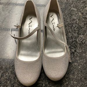 Silver studded sparkle heels 3.5